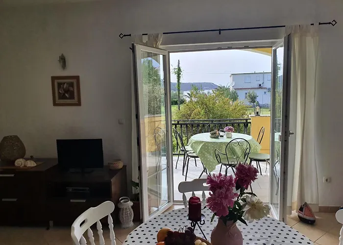 Bougenville Appartement Kampor