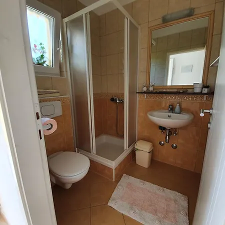 Apartment Bougenville Kampor